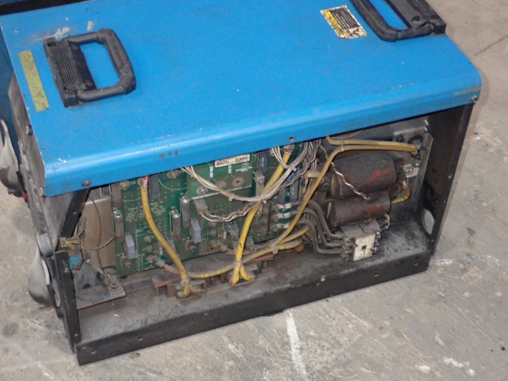 Miller 450 Amp Welder - Invision 456mp