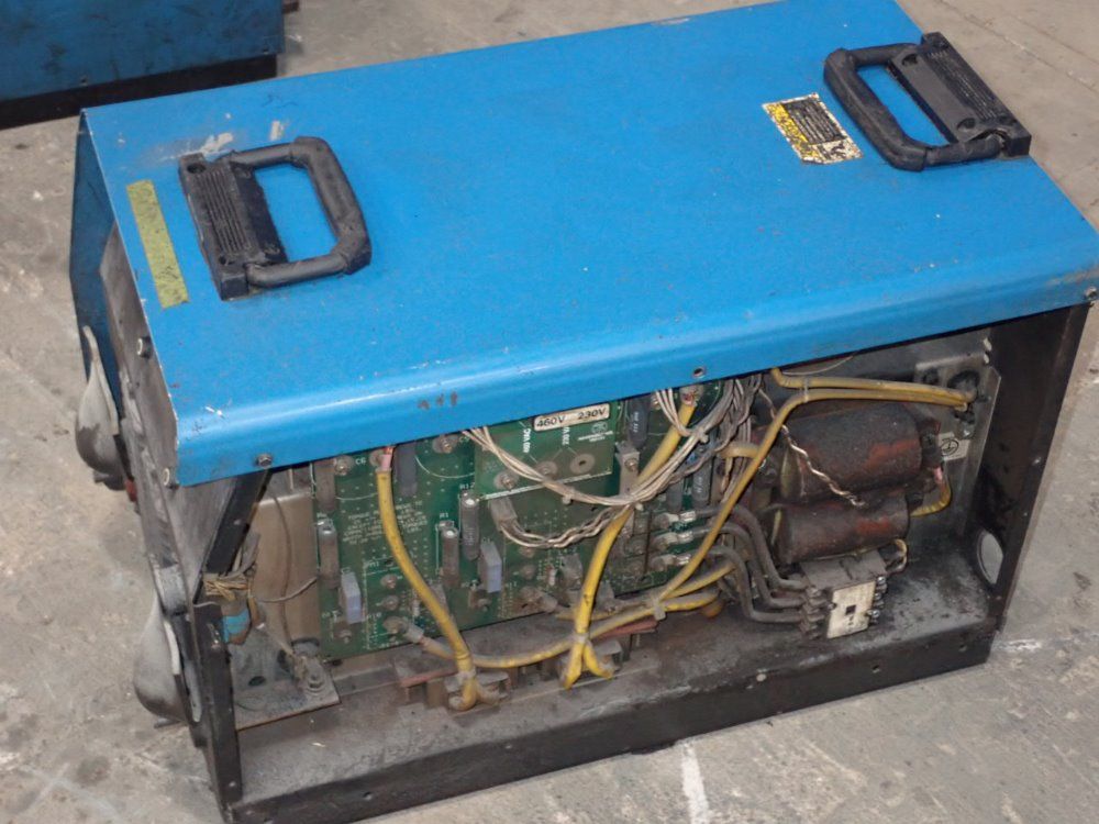 Miller 450 Amp Welder - Invision 456mp