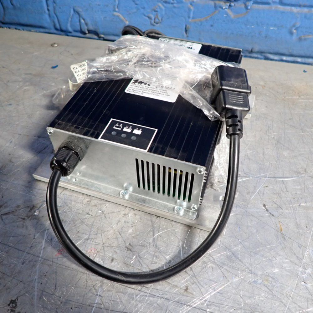 S.p.e Battery Charger