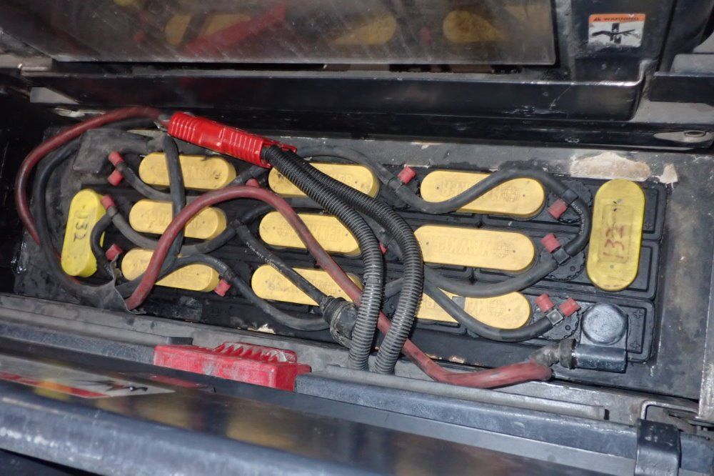 Crown 2000# Walkie Stacker - 2300 Series