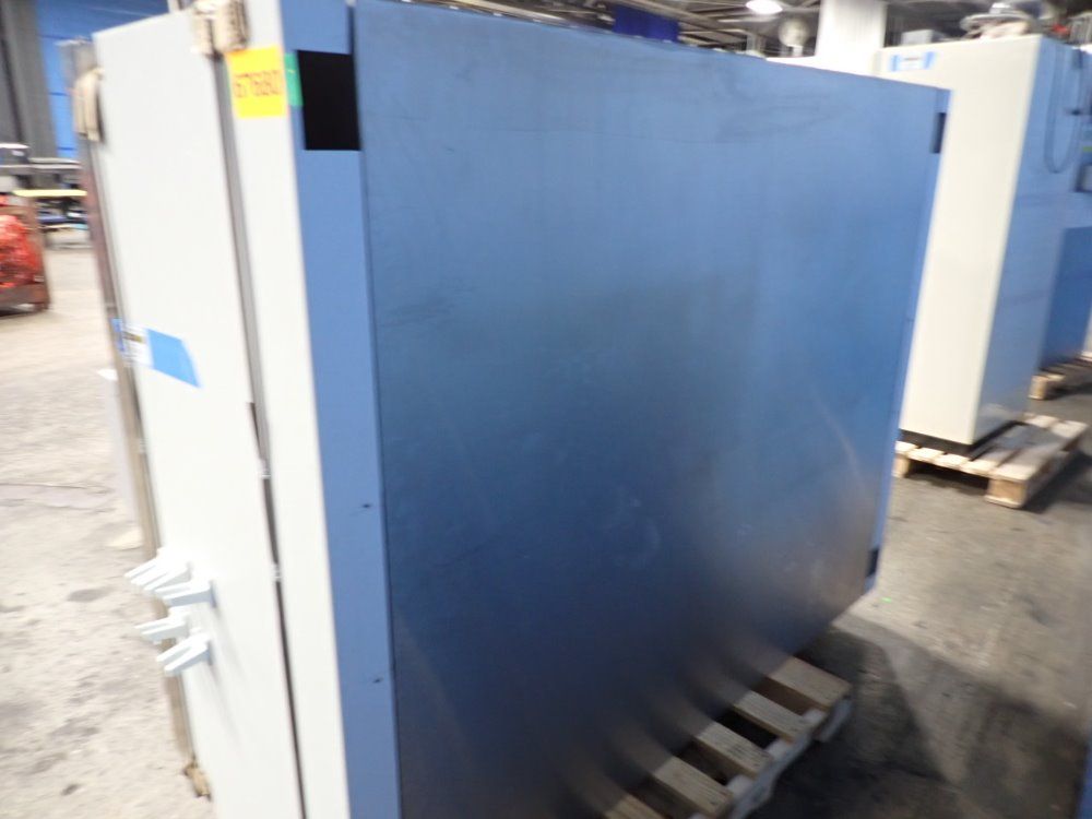 Nu Aire Biological Safety Cabinet