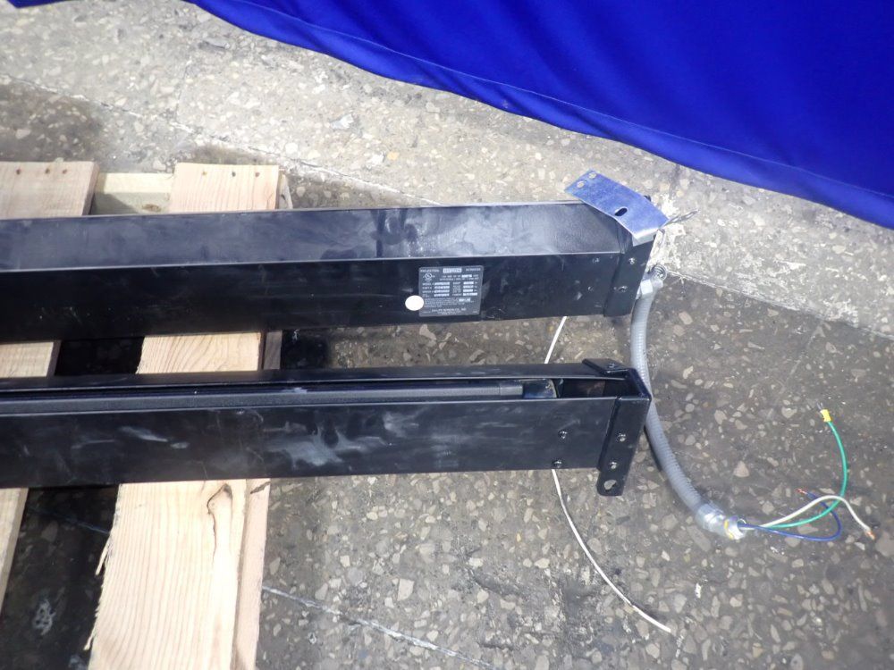 Da-lite Screen Co. Projector Screens