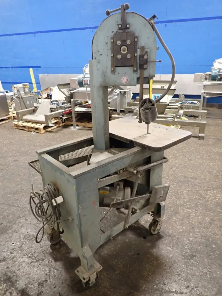 Roll-in-saw Vertical Band Saw
