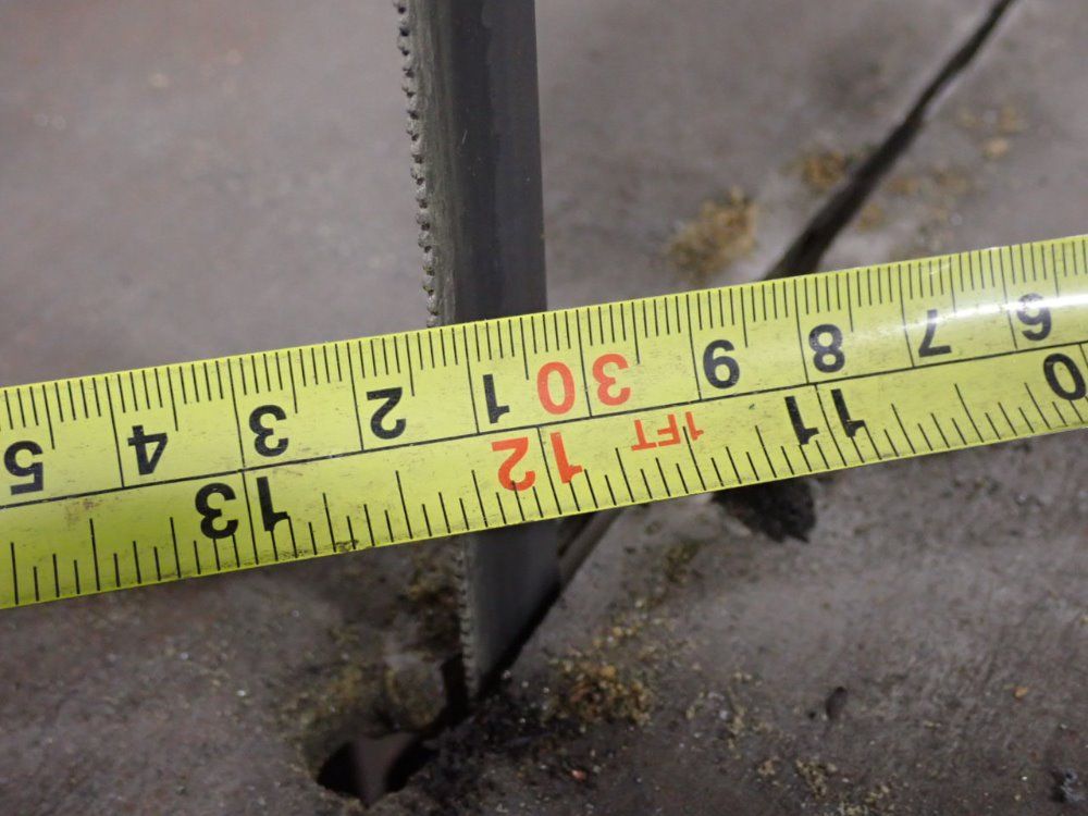 Roll-in-saw Vertical Band Saw