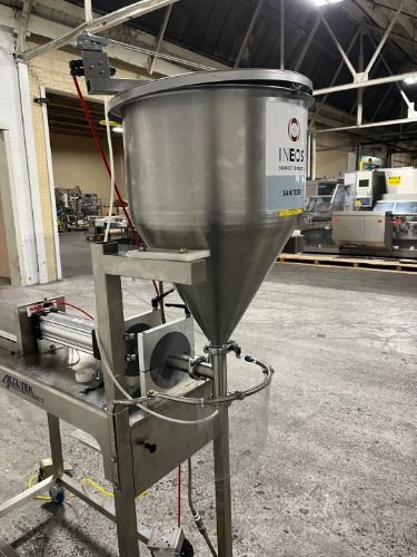 Accutek Single Head Piston Filler - Svf1