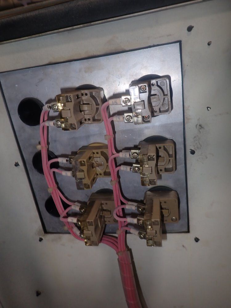 Cincinnati Milacron Cutter/grinder