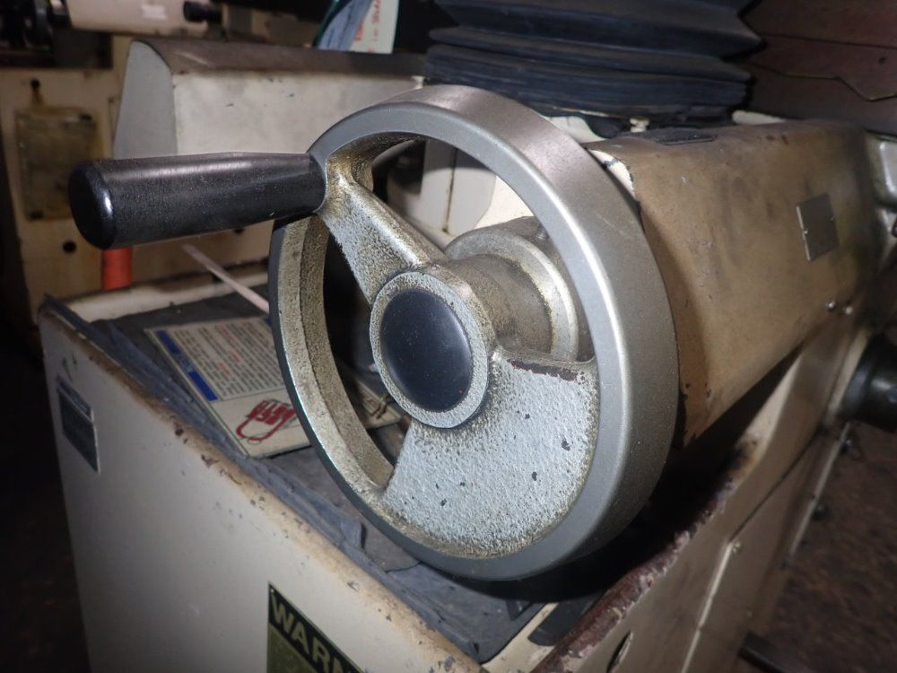 Cincinnati Milacron Cutter/grinder