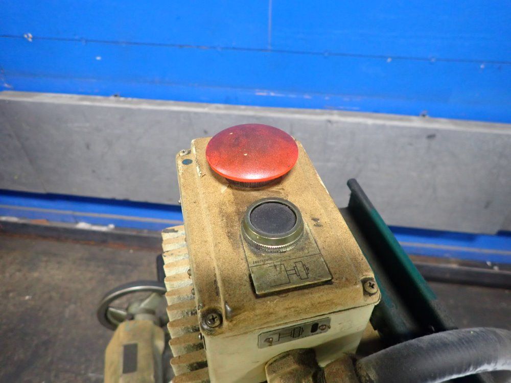 Cincinnati Milacron Cutter/grinder