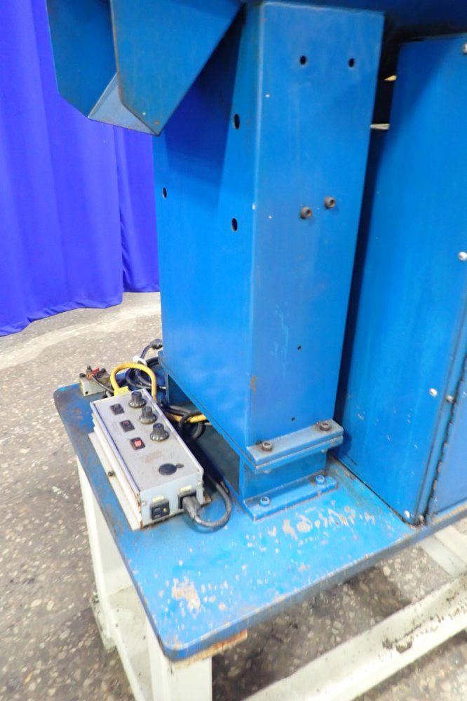 Moorefeed Vibratory Feeder