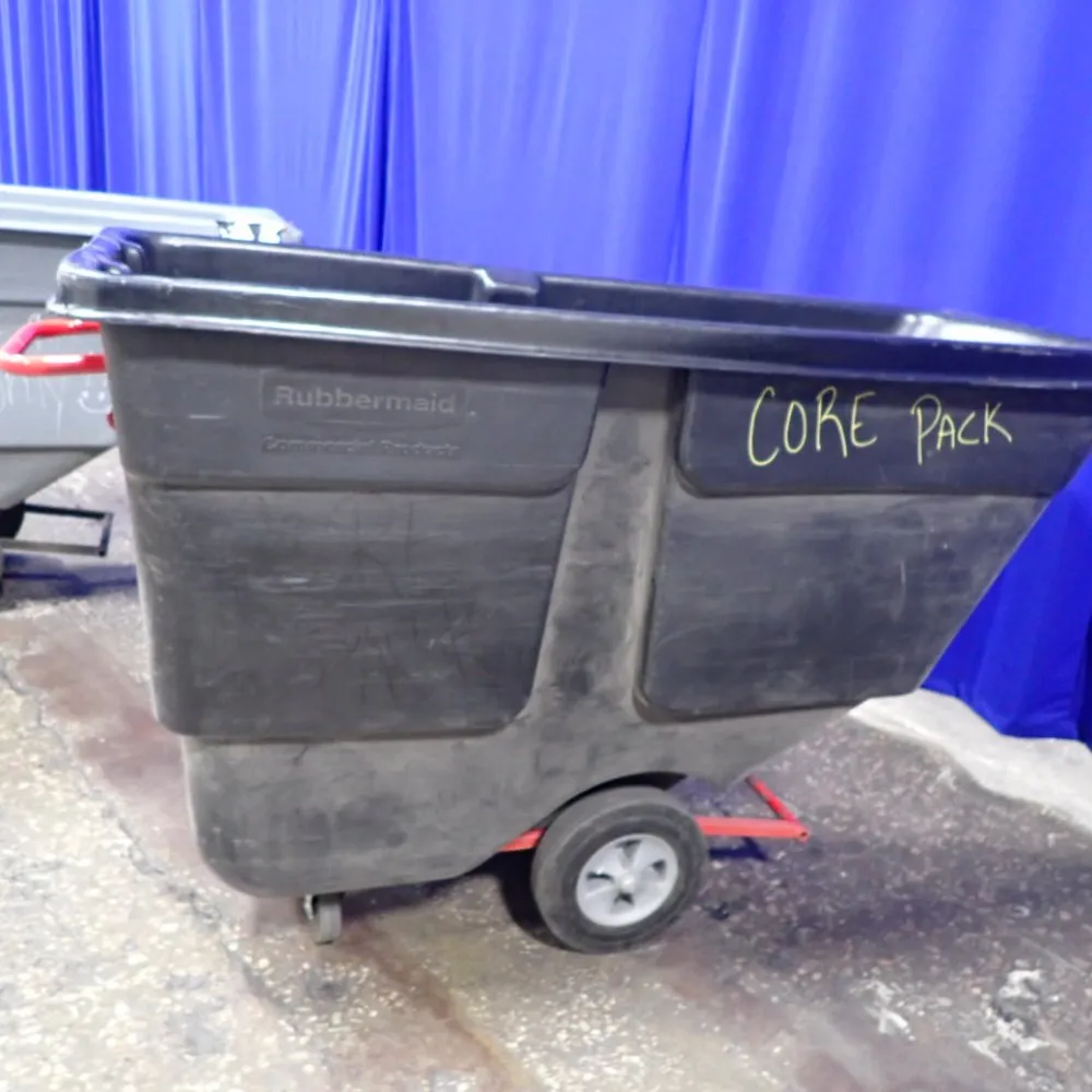 Rubbermaid Self Dumping Hopper