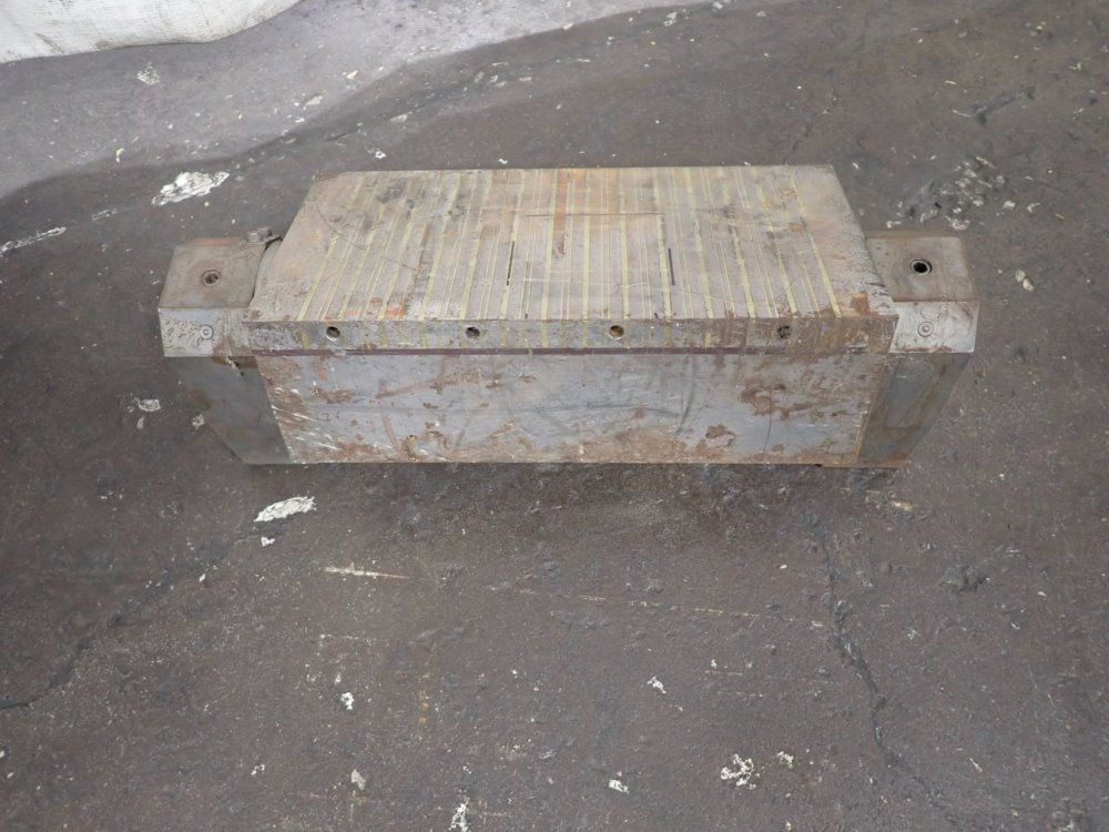 Accupro Magnetic Chuck