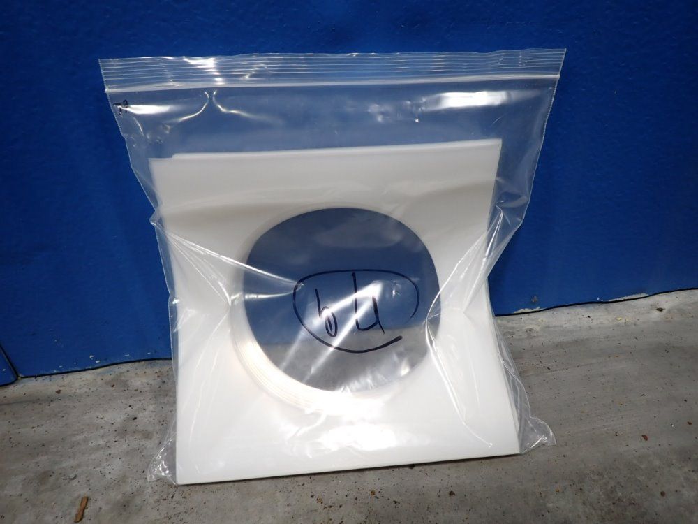 Mueller Die Cut Solutions Plastic Sheet With Cutout - 51411