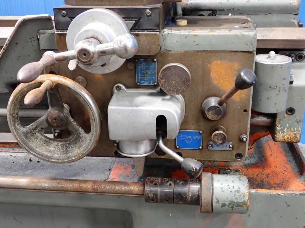 Takisawa 16x24 Manual Lathe - Tsl-800