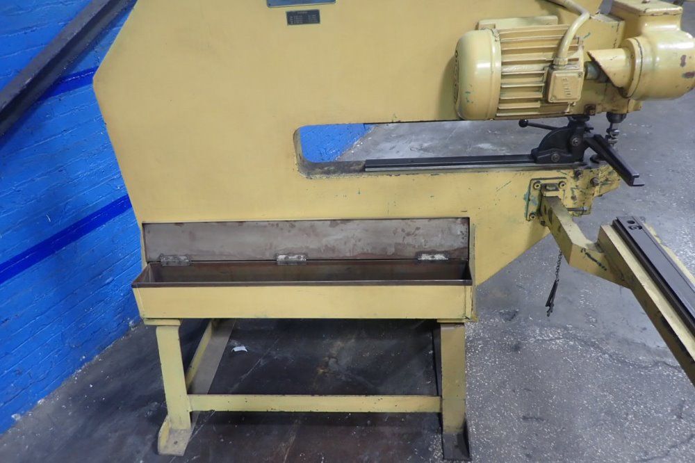 American Pullman / Pullmax 44" Throat P5 Nibbler - P5