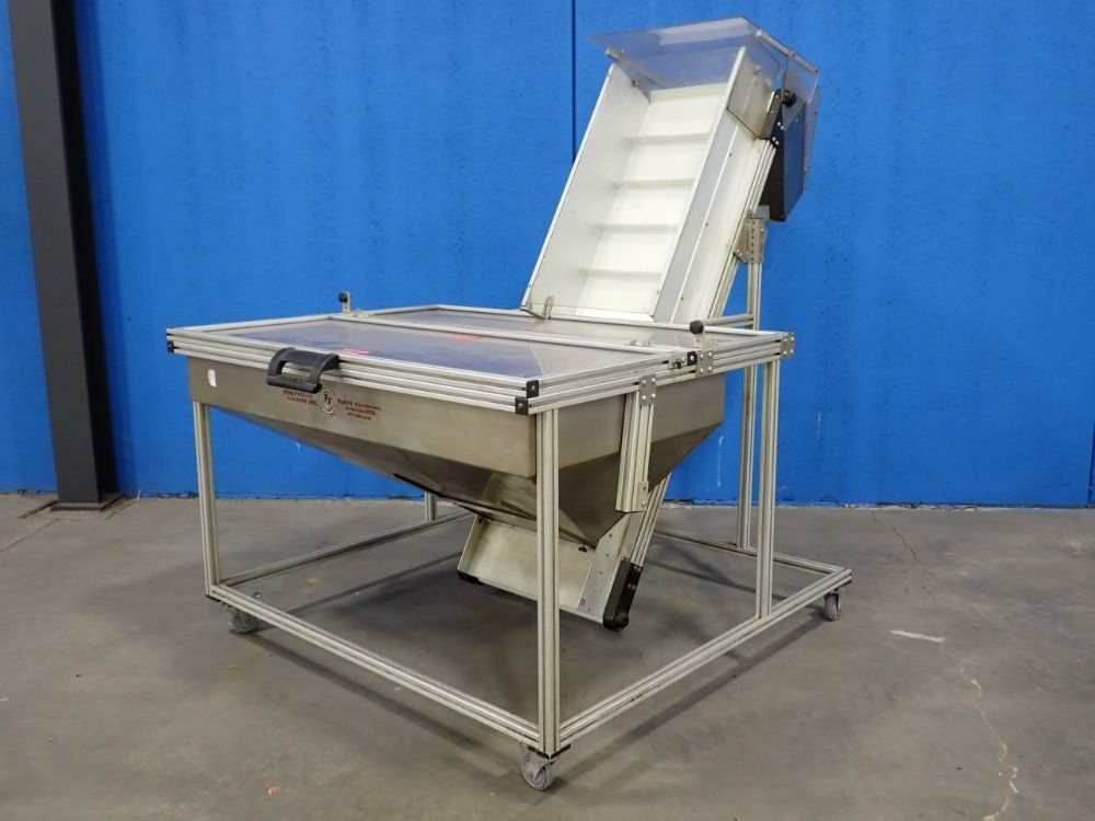 Fortville Feeders Inc 22 1/2" W Track Motorized Hopper W/conveyor