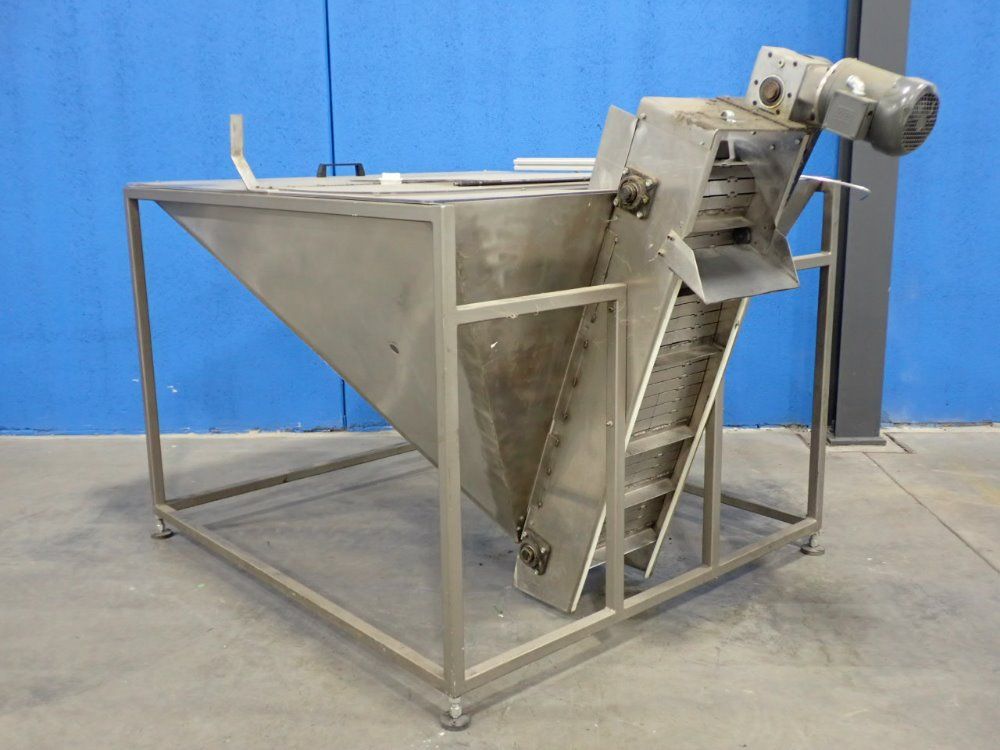 Motorized Hopper Conveyor