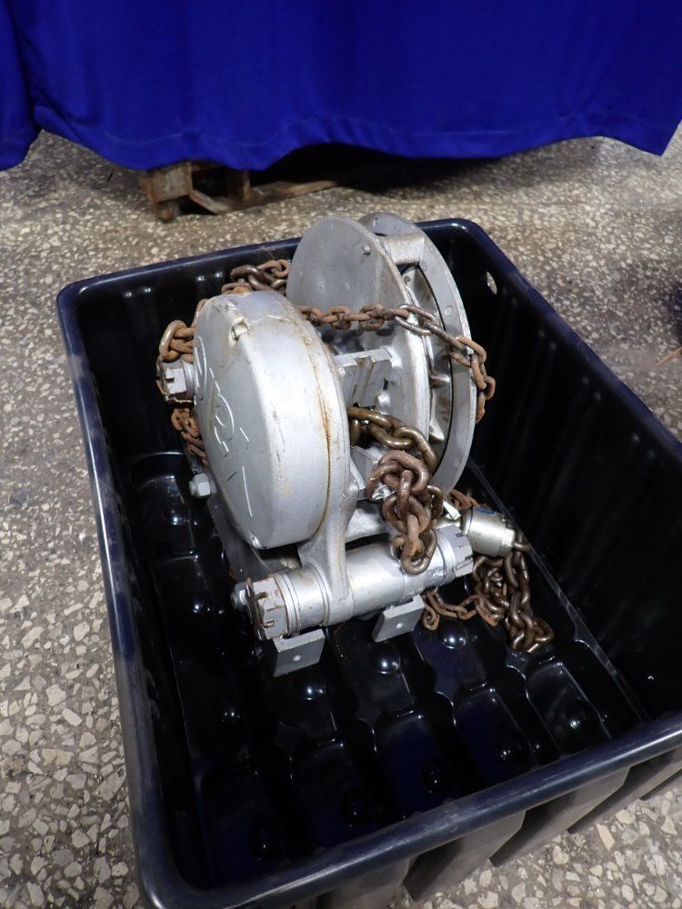 Yale Manual Chain Hoist