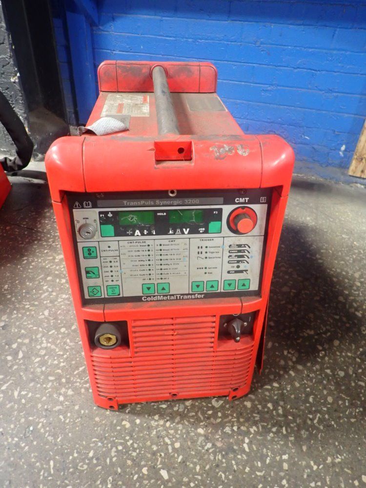 Fronius 320 Amps Transplus Synergic 3200 Cold Metal Transfer - Transplus Synergic 3200