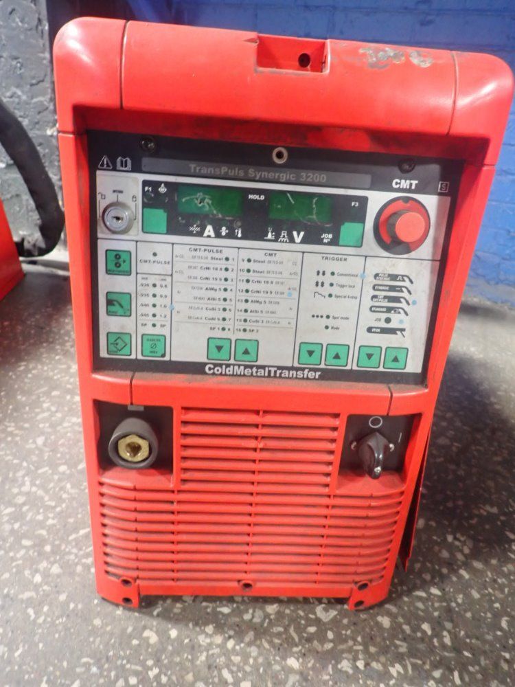 Fronius 320 Amps Transplus Synergic 3200 Cold Metal Transfer - Transplus Synergic 3200