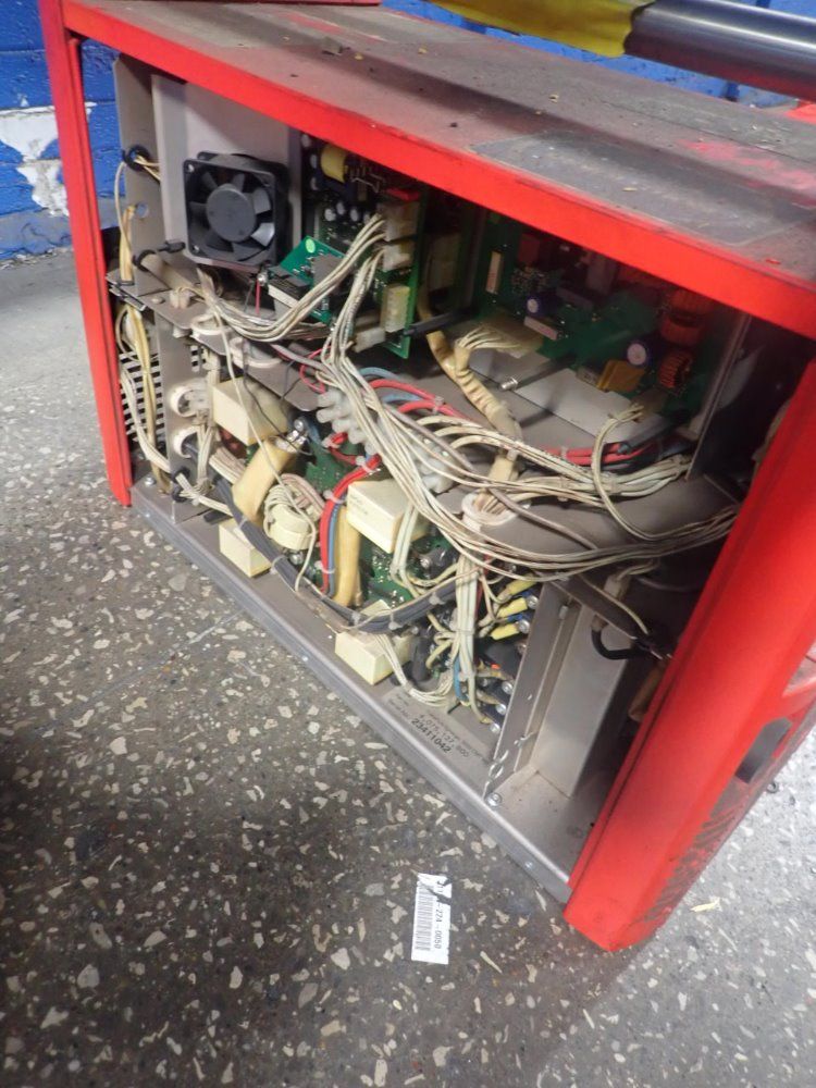 Fronius 320 Amps Transplus Synergic 3200 Cold Metal Transfer - Transplus Synergic 3200