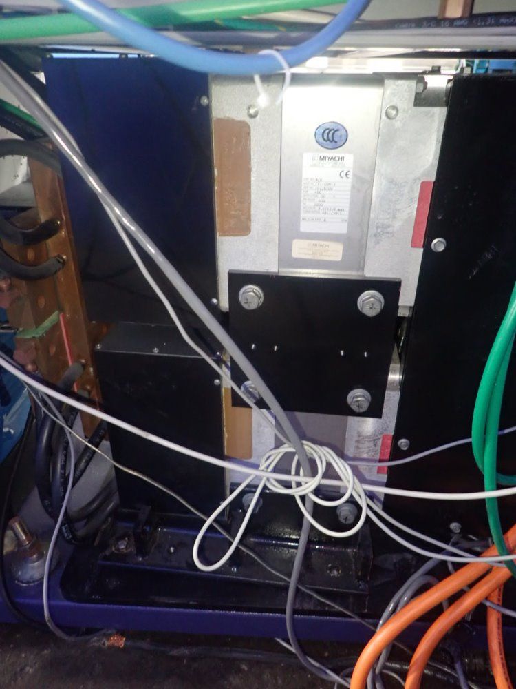 Miyachi Ax-5000 Glove Box - Ax-5000