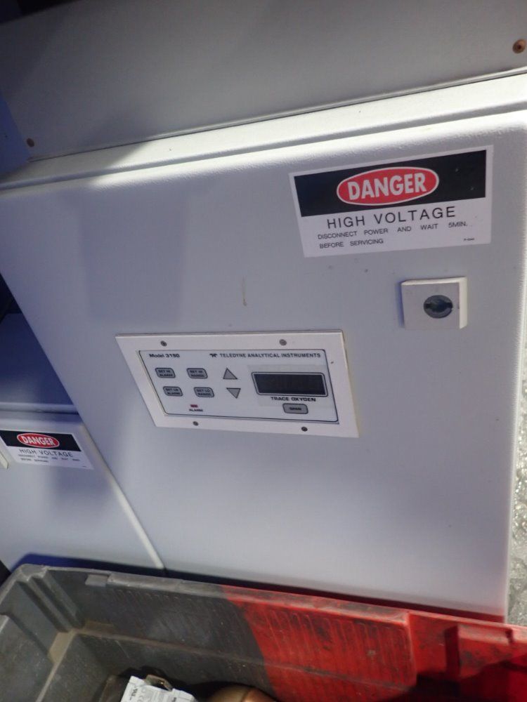 Miyachi Ax-5000 Glove Box - Ax-5000