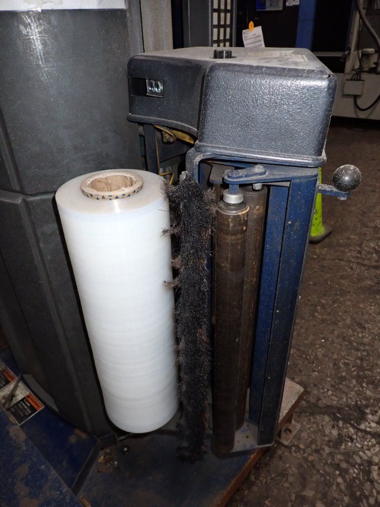 Lantech 300 Stretch Wrapper - 300