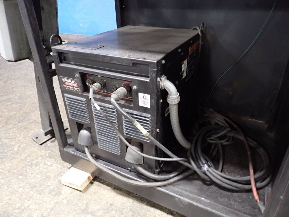 Fanuc Fanuc Arcmate 100i Robot Cell