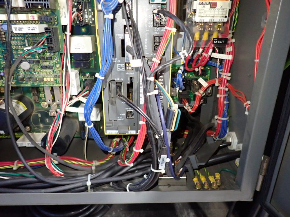 Fanuc Fanuc Arcmate 100i Robot Cell