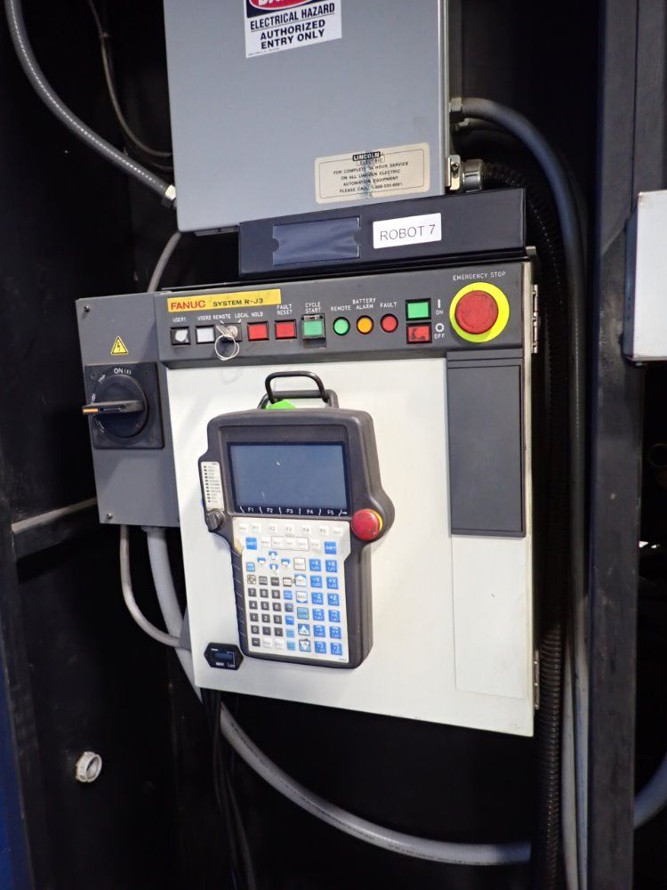 Fanuc Fanuc Arcmate 100i Robot Cell