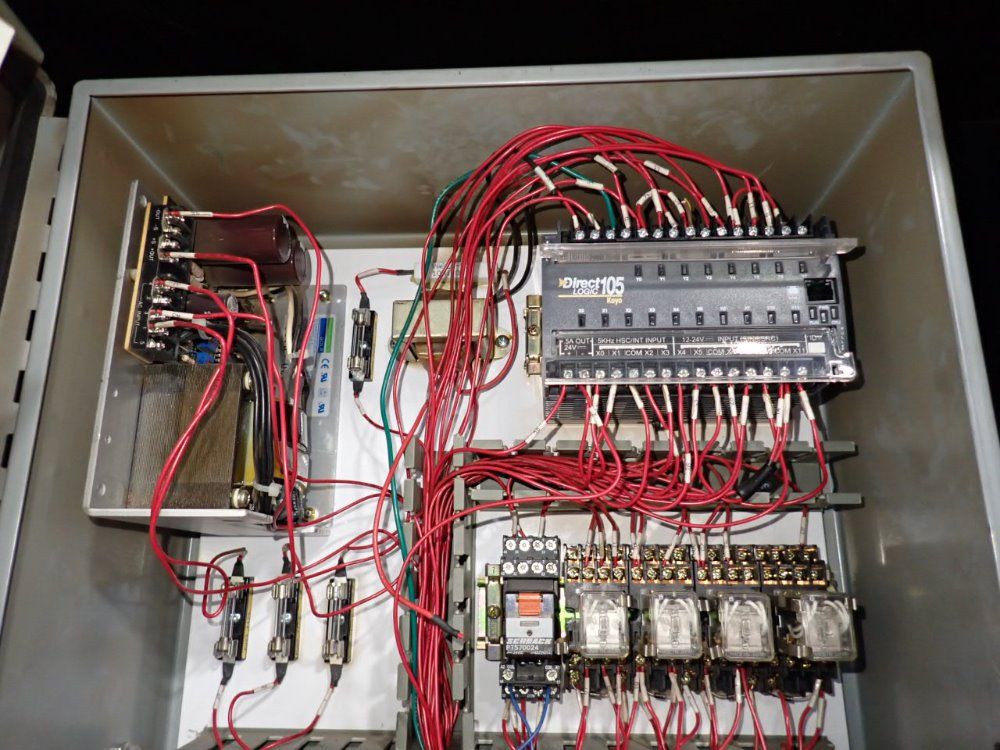Fanuc Fanuc Arcmate 100i Robot Cell