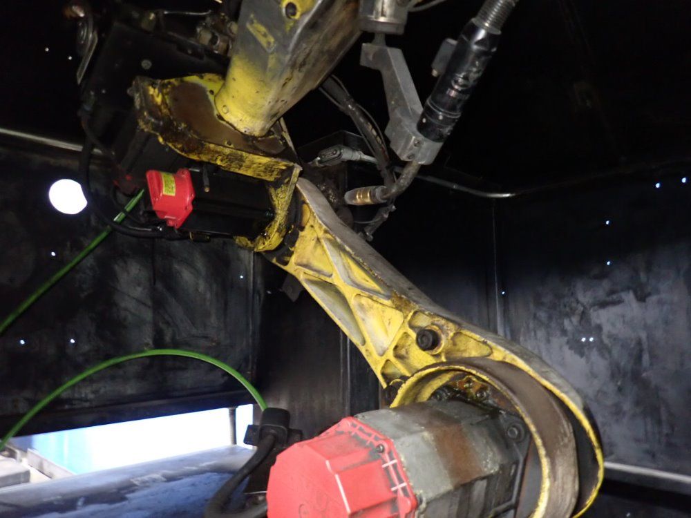 Fanuc Fanuc Arcmate 100i Robot Cell