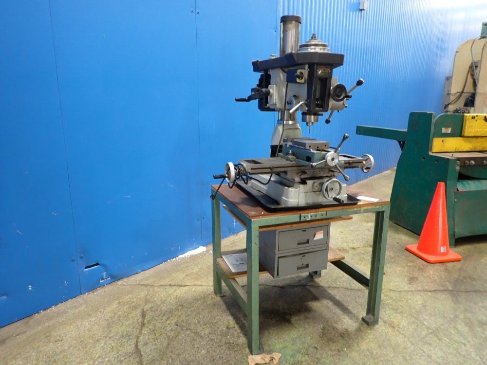 Rong Fu Drillingmilling Machine