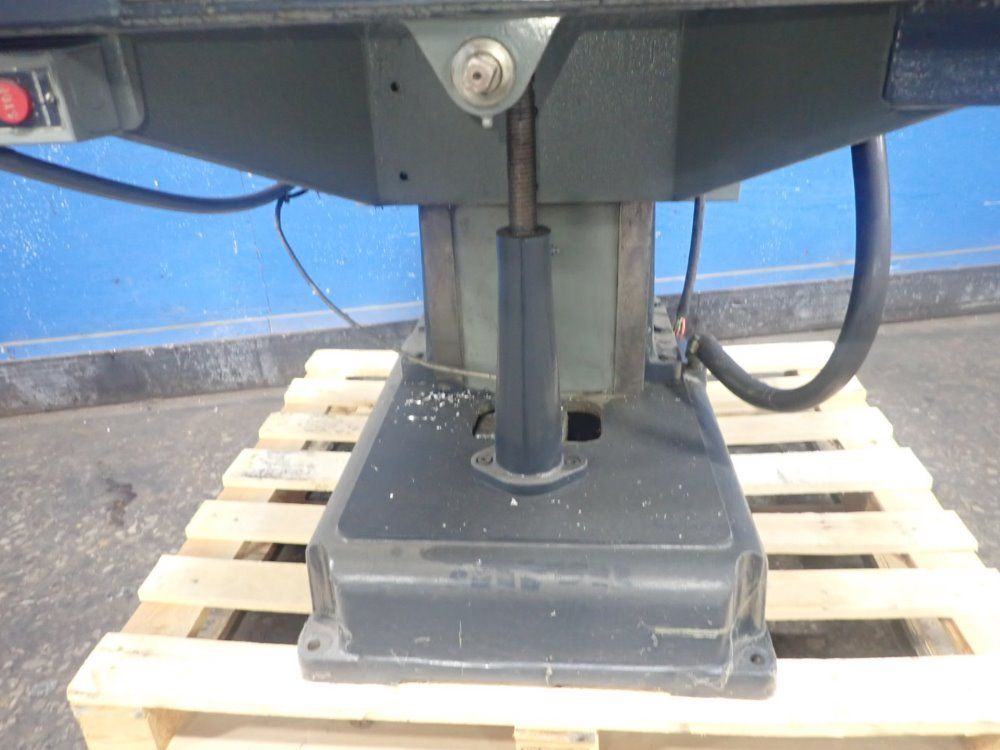 Burgmaster 25" Throat 2b Turret Drill - 2b