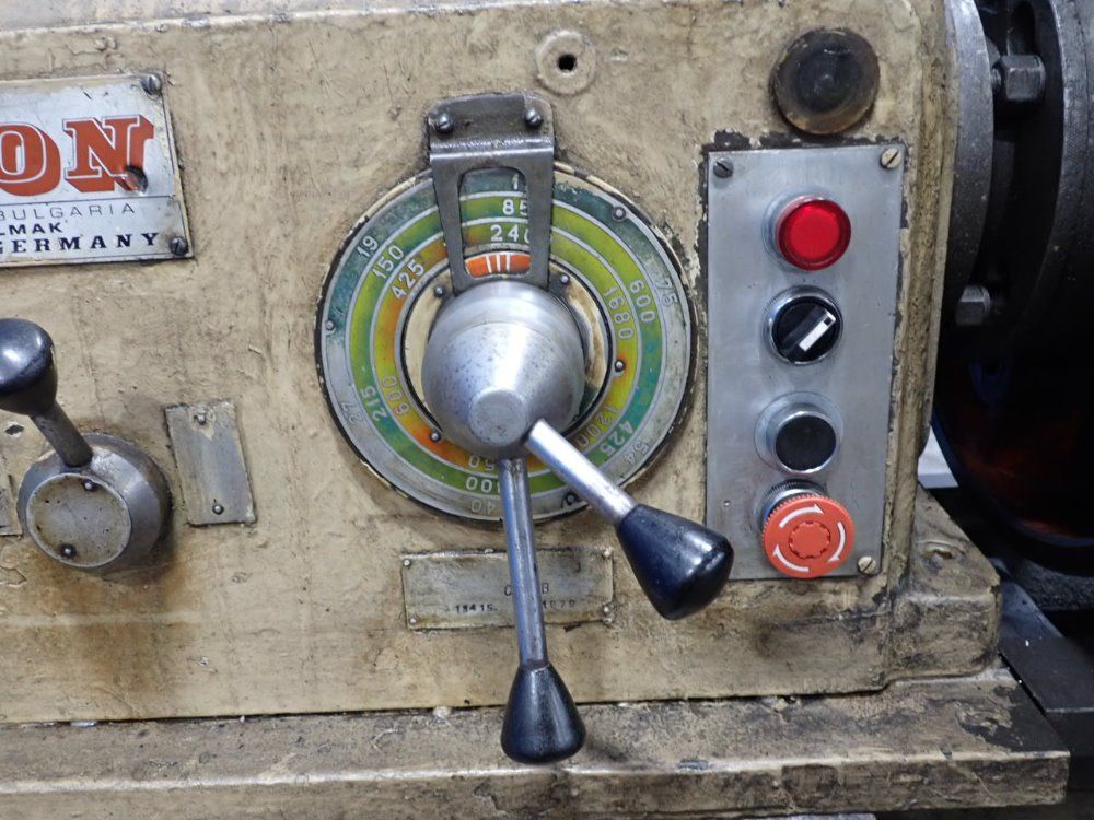 Lion 21"x 141" Engine Lathe - Cc11mb