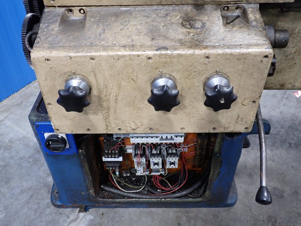 Lion 21"x 141" Engine Lathe - Cc11mb