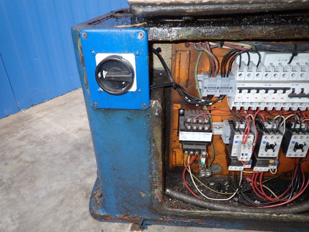 Lion 21"x 141" Engine Lathe - Cc11mb