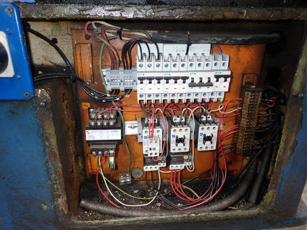 Lion 21"x 141" Engine Lathe - Cc11mb