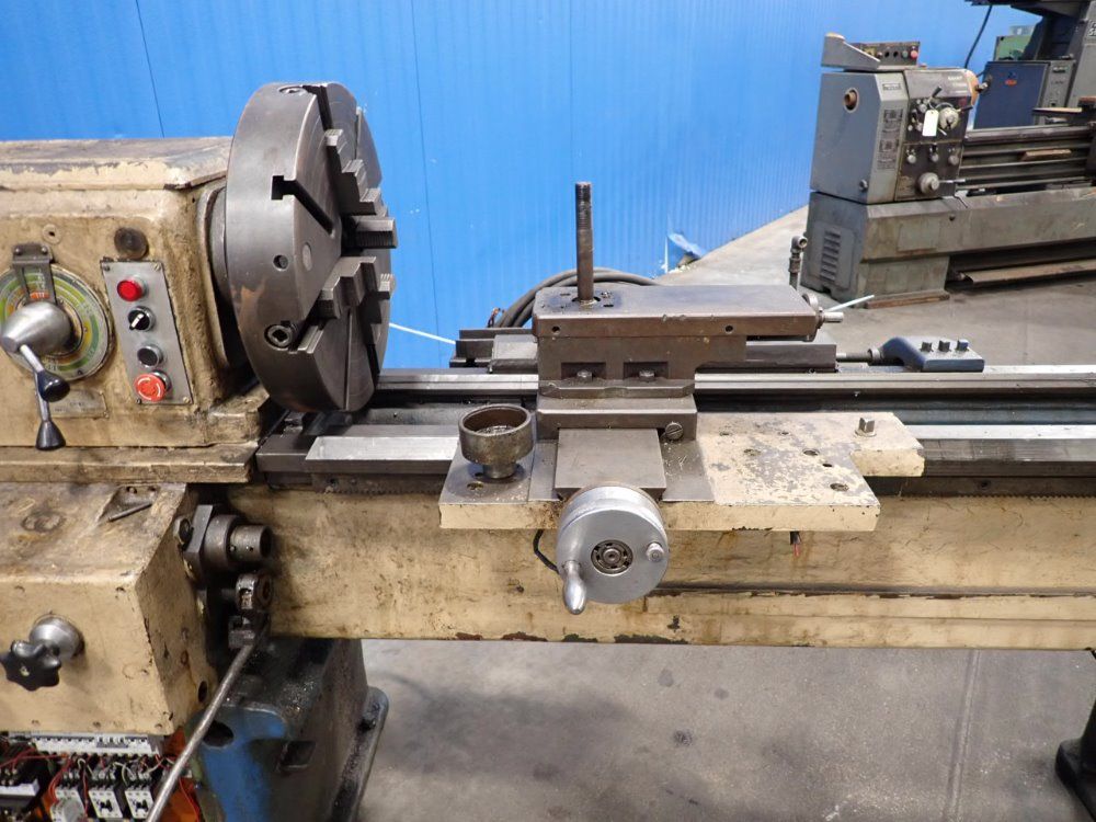 Lion 21"x 141" Engine Lathe - Cc11mb