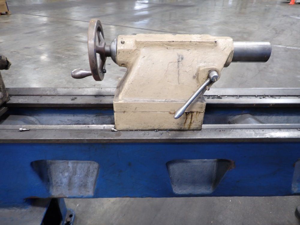 Lion 21"x 141" Engine Lathe - Cc11mb