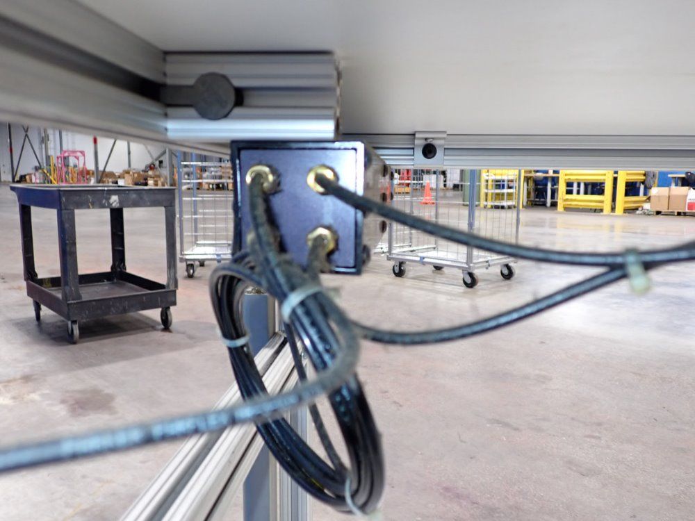 80/20 Inc 84" L X 30" W X 27"-38" H T-slot Workbench