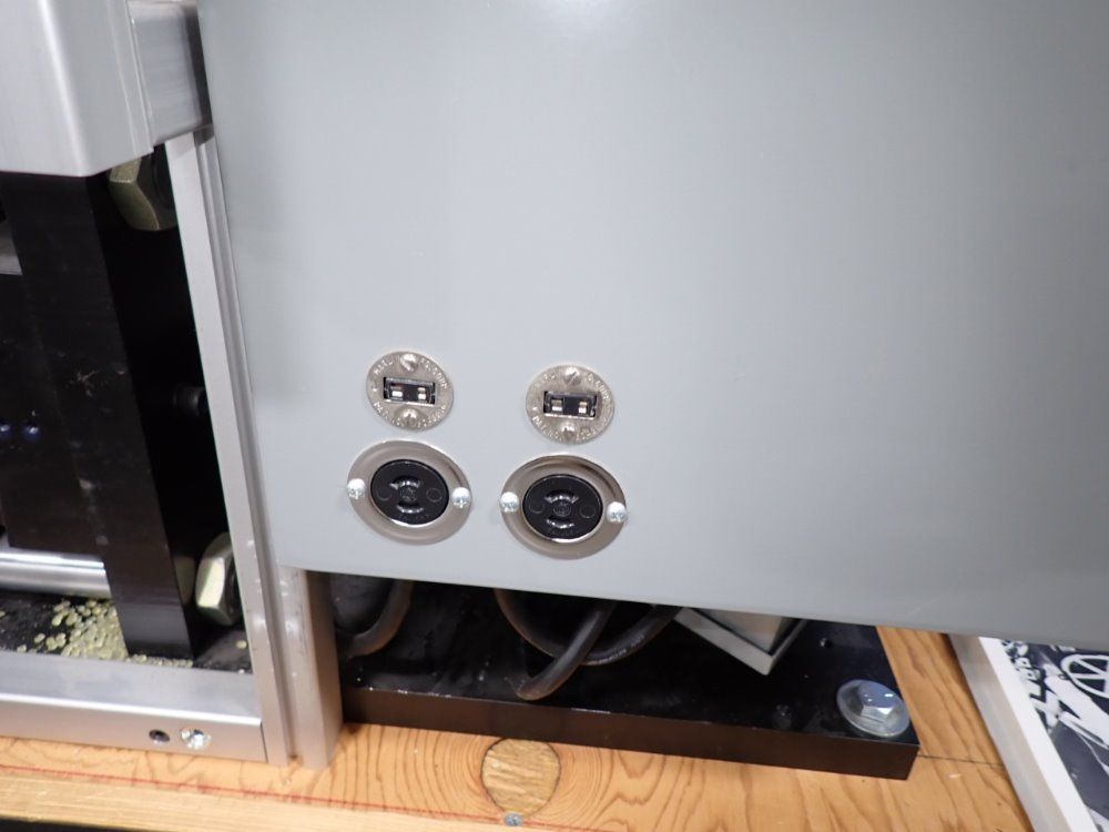 Mini-jector 55-1e Injection Molder - 55-1e