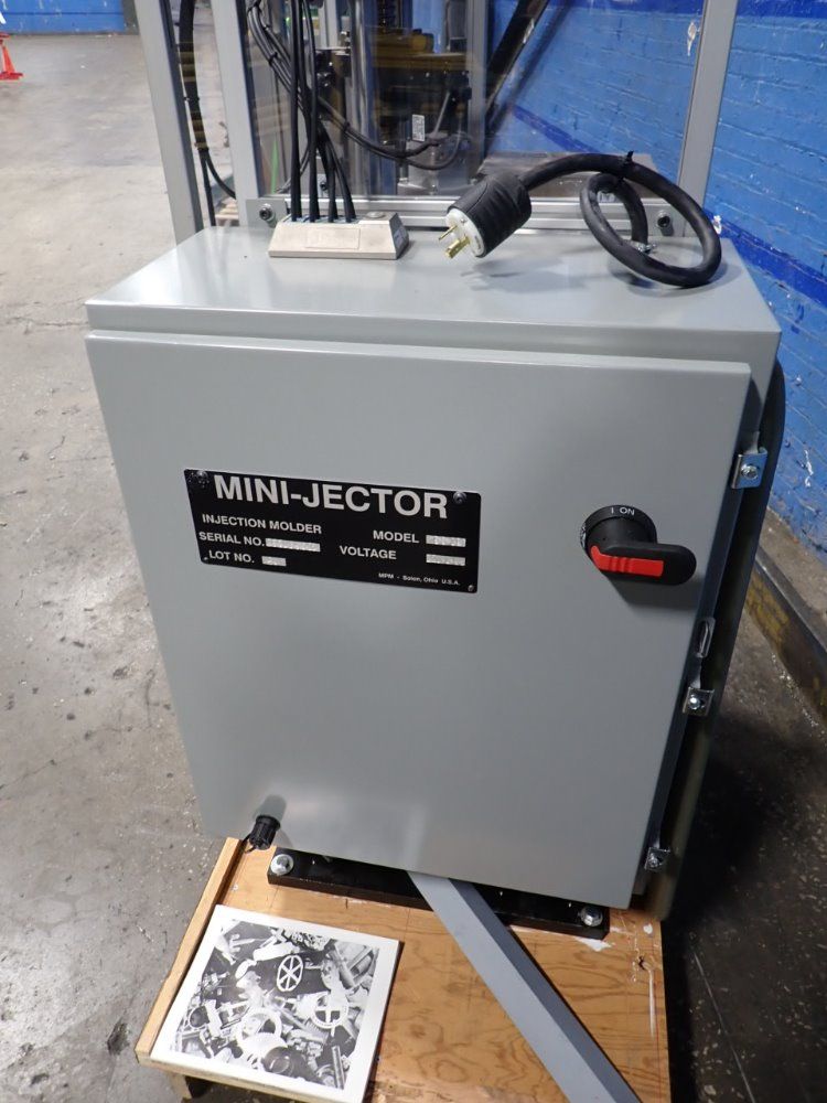 Mini-jector 55-1e Injection Molder - 55-1e
