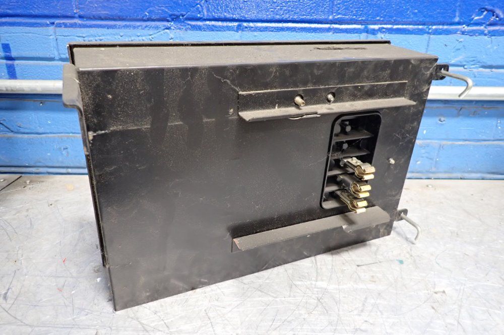 Square D 100 A/240 V Busway Unit - Powerbus 225