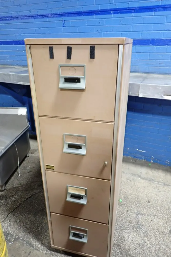 Safe Cabinet Laboratory 4 Drawers File Cabinet