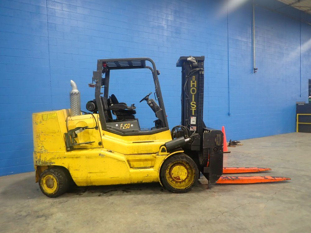 Hoist 25000 Lbs. Gas Forklift - F250