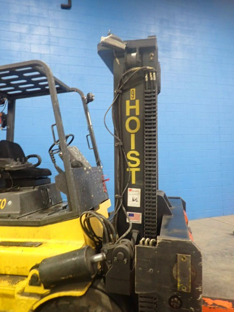Hoist 25000 Lbs. Gas Forklift - F250