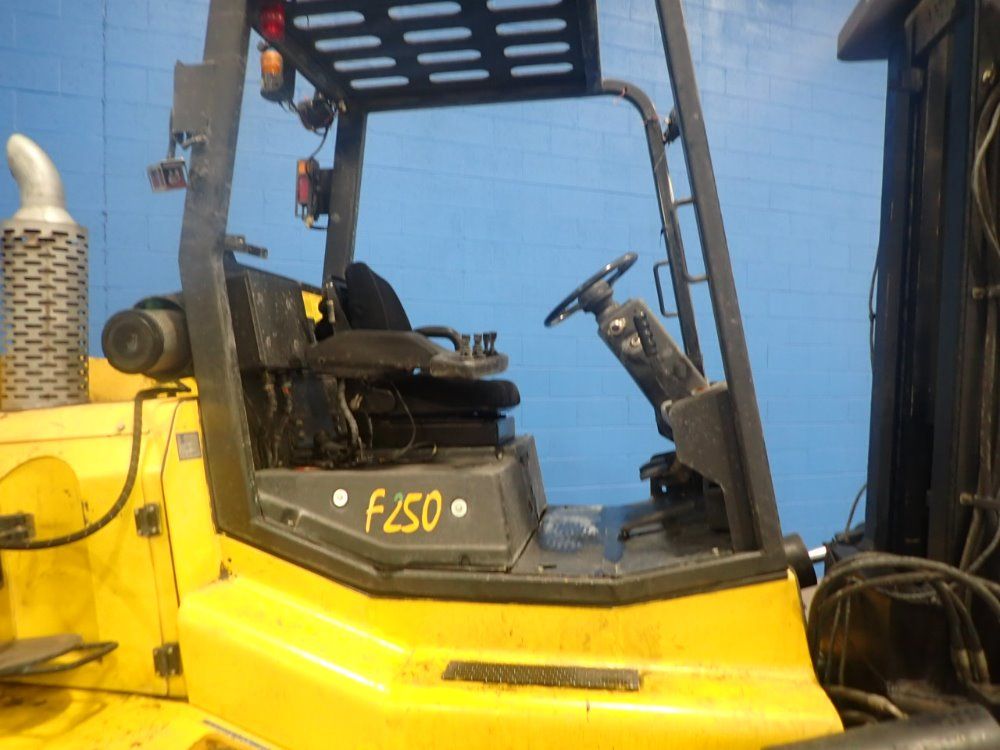 Hoist 25000 Lbs. Gas Forklift - F250