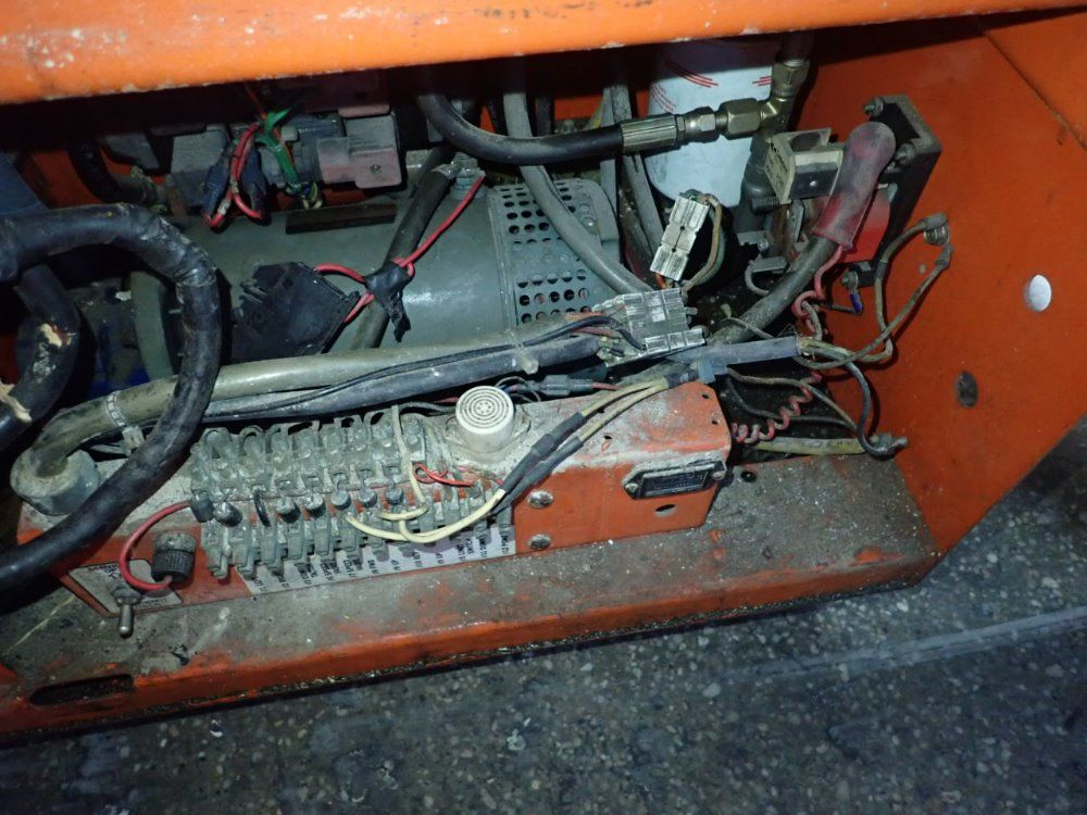 Economy 900 Lbs Barecat/bc-2133 Scissor Lift - Barecat/bc-2133