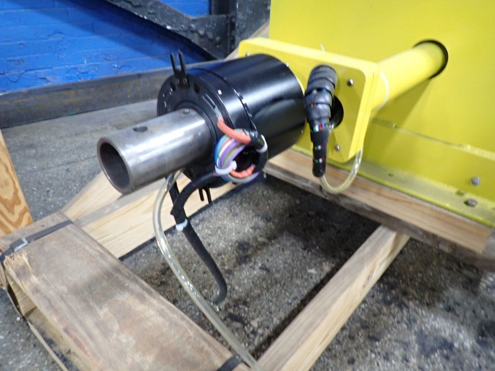 Strongarm Vacuum Lift/manipulator